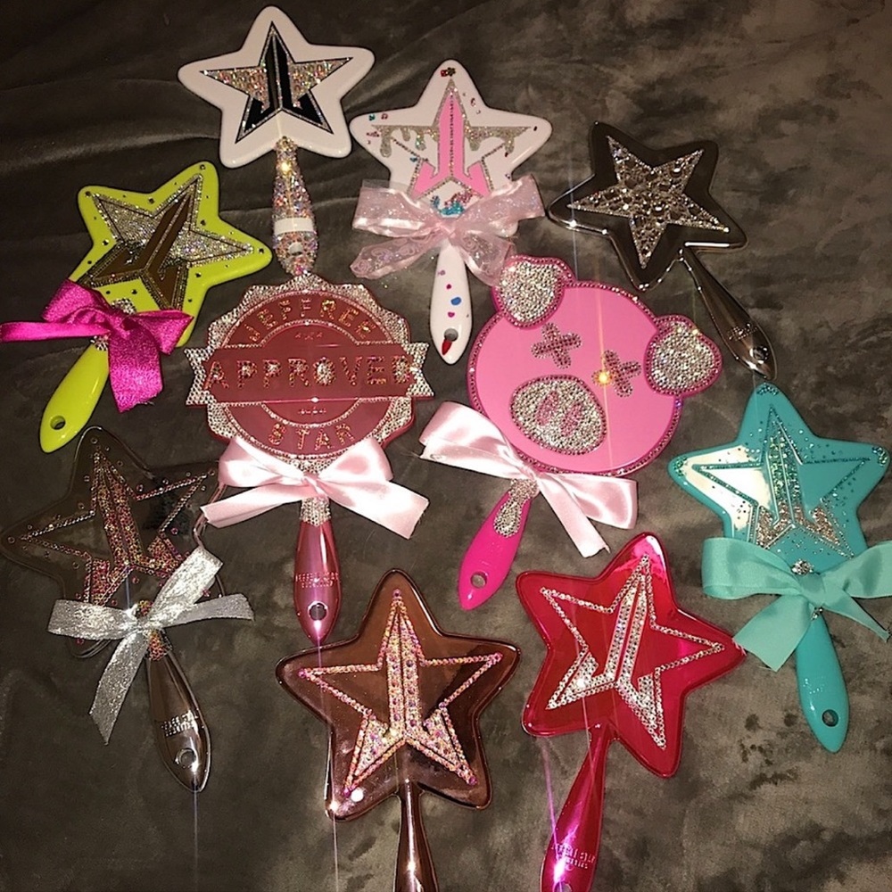 🌼BOGO50%🌼 🆕🌿JEFFREE STAR: Silver Chrome Bedazzled Mirror - Picture 16 of 17